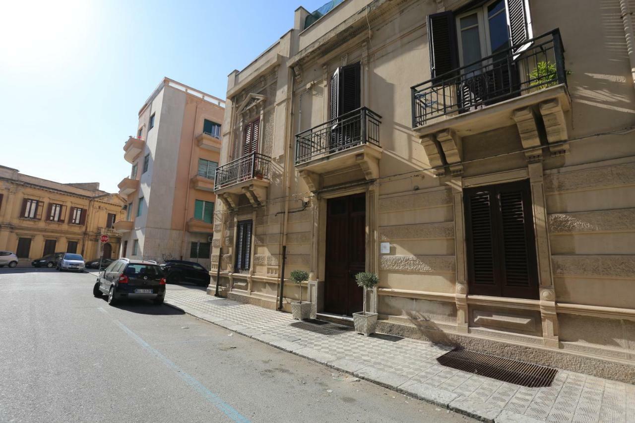 Re Ruggero Rooms Reggio di Calabria Exterior photo