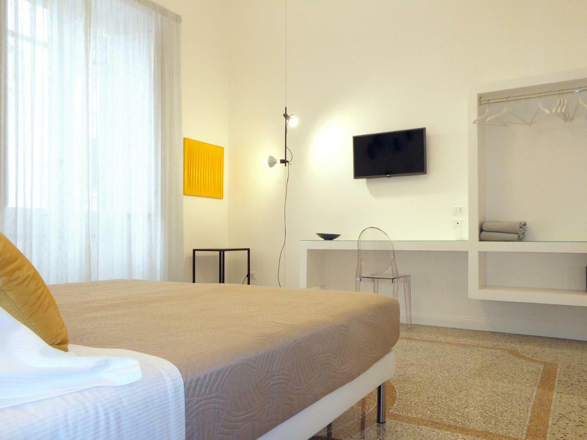 Re Ruggero Rooms Reggio di Calabria Exterior photo