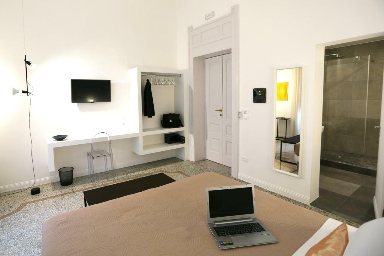 Re Ruggero Rooms Reggio di Calabria Exterior photo